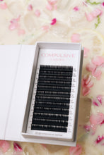 Load image into Gallery viewer, 0.15 Luxury Lash Tray