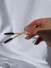Load image into Gallery viewer, Eco Bamboo Disposable Mascara Wands 50 Pack
