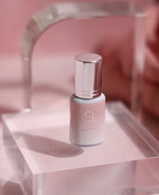 Load image into Gallery viewer, Black Velvet Eyelash Adhesive